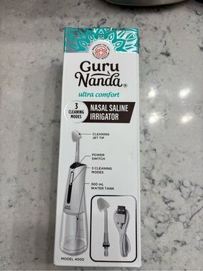 Gurú Nanda Nasal Saline Irrigator